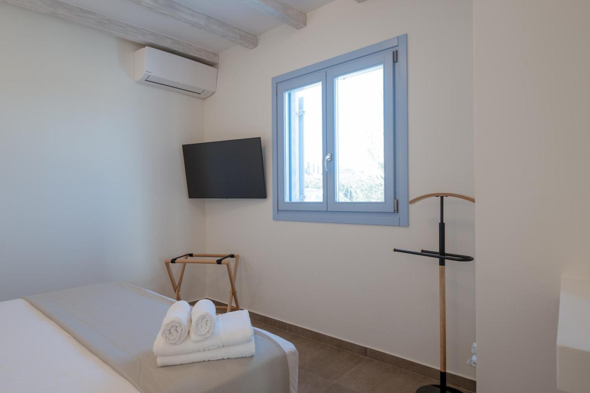 Aneliz Paros Apartment Bagian luar foto